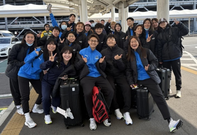武漢女足前往日本參加女足亞冠！王霜曬照：日本，我們來(lái)了