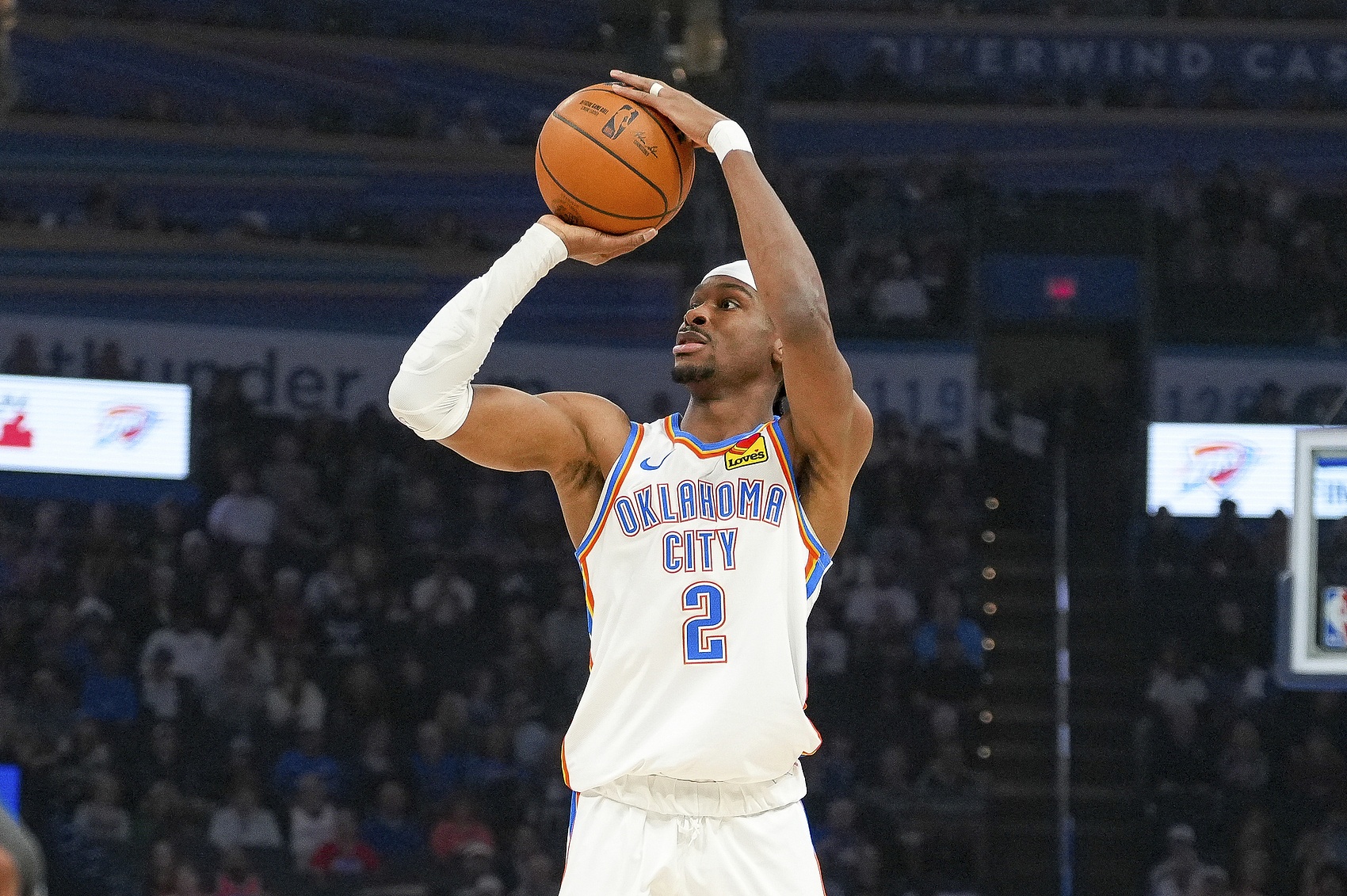 亞歷山大成NBA歷史第8位連續60場(chǎng)砍20+球員 比肩大帥喬丹科比KD